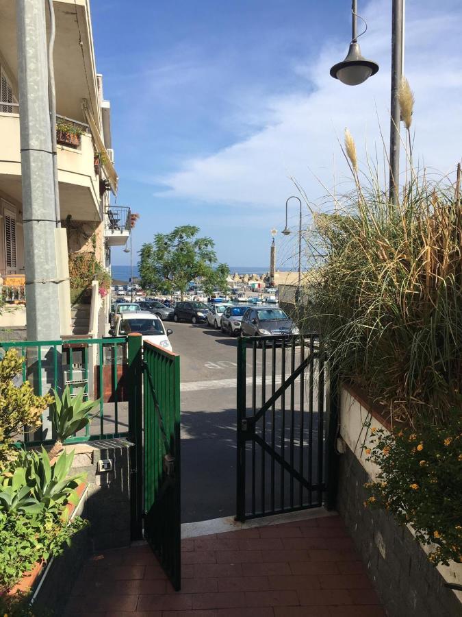 Da Alfio Apartment Acireale Ngoại thất bức ảnh